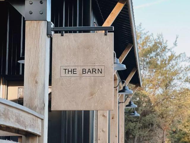 Create Cabins The barn 2023
